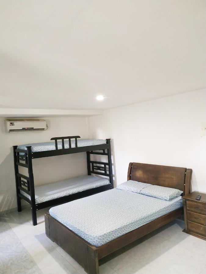 Hostal Isabella Santa Marta  Ngoại thất bức ảnh